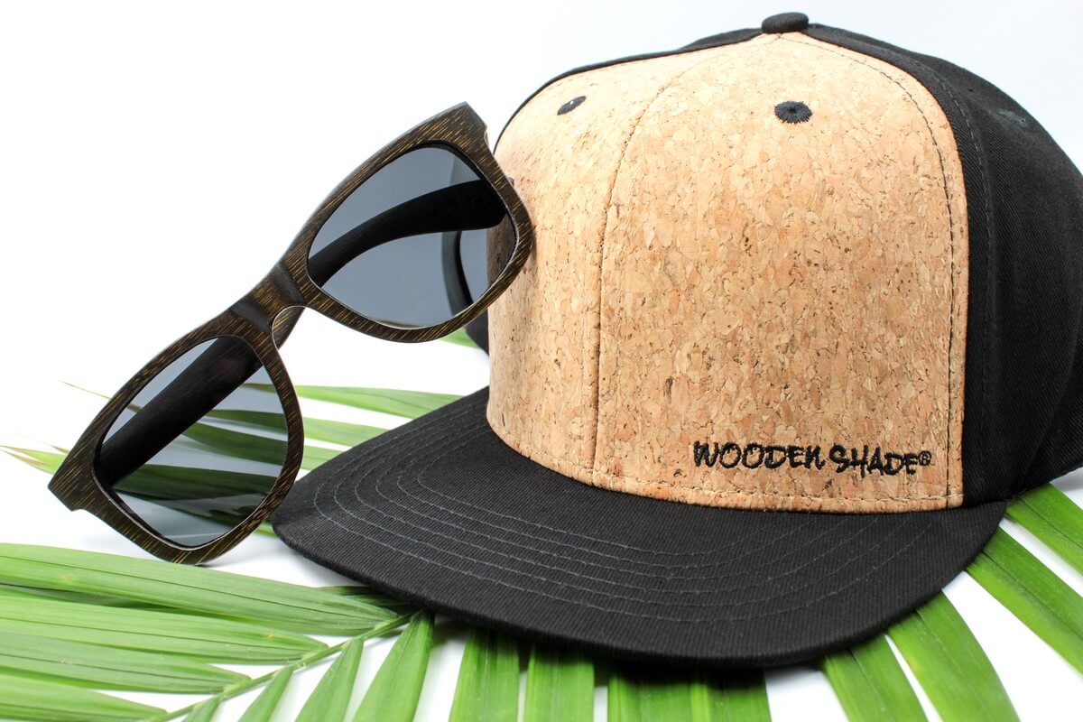 Baseball Cap aus Kork kombiniert mit einer Bambus Sonnenbrille | WOODEN SHADE® Special