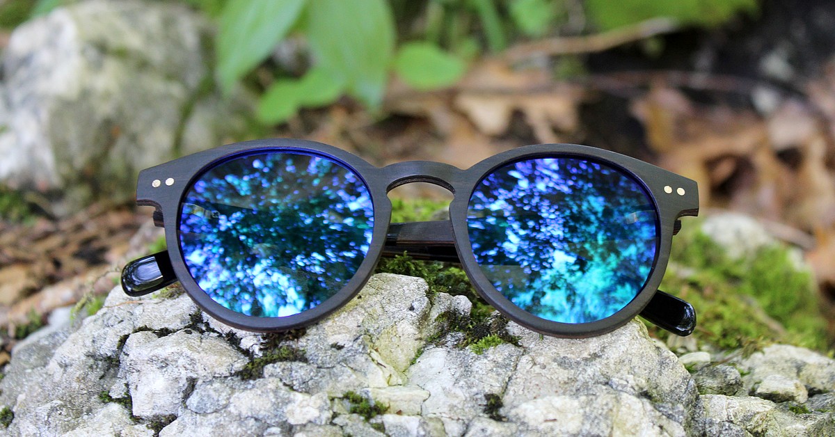 MAYA | Damen / Herren Holz Sonnenbrille | Blau verspiegelt | WOODEN SHADE