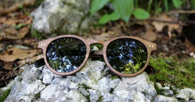 MAYA Walnussholz Sonnenbrille "Schwarz"