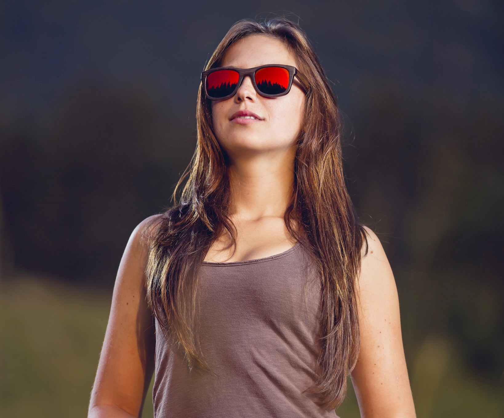 Holz Sonnenbrille aus Bambus mit rot verspiegelten Gläsern | Polarisiert mit UV400 Schutz | WOODEN SHADE Sunglasses