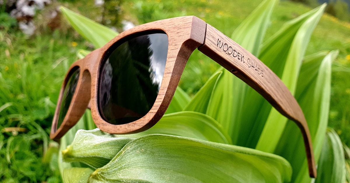 Walnuss Holz Sonnenbrille: LIKO SLIM (Größe: Medium) Schwarz & Braun  getönt - Ab 89€ - News & Specials