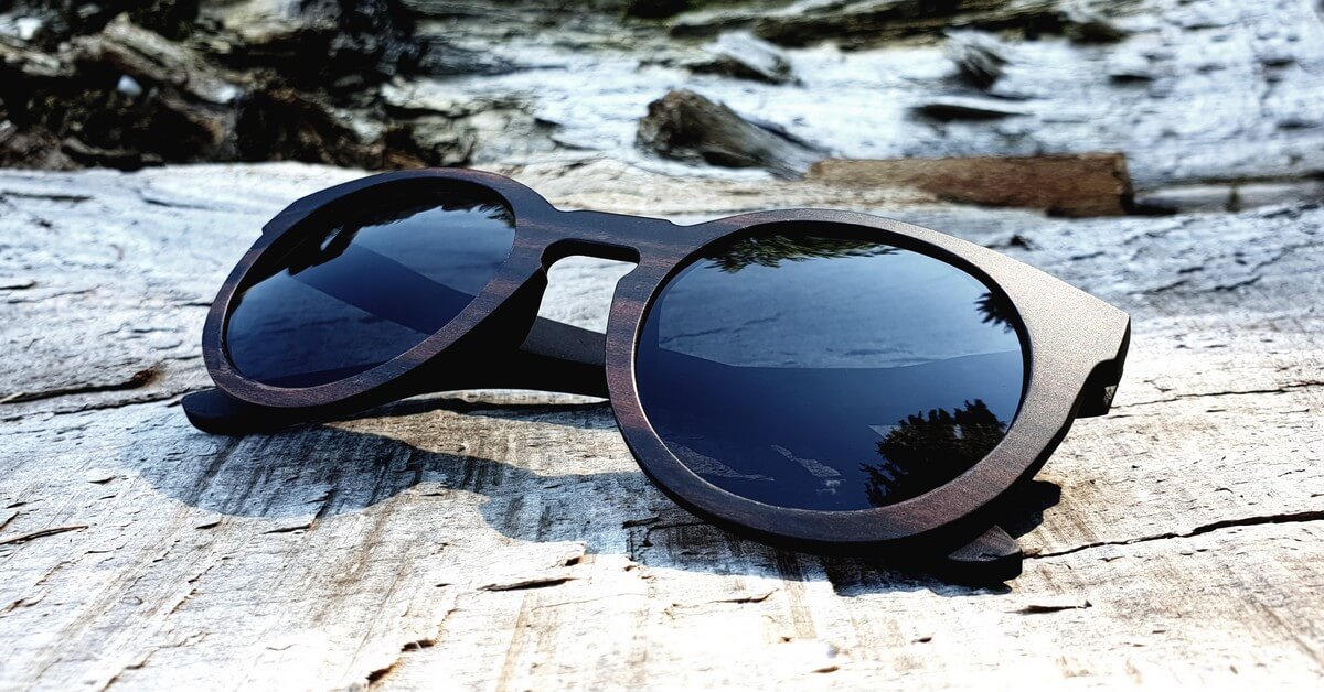 Runde Ebenholz Sonnenbrille für die Damen | Schwarze Gläser | WOODEN SHADE