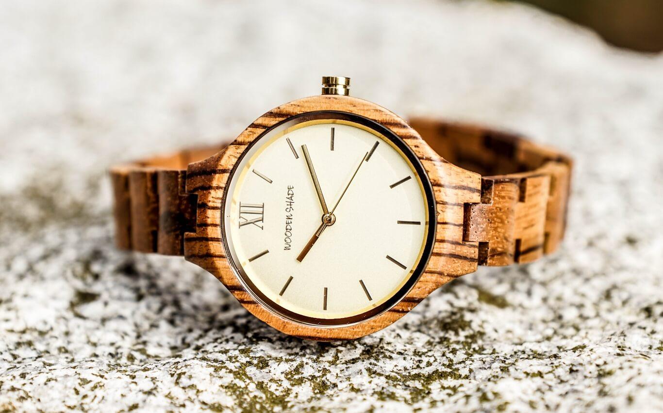 WOODEN SHADE® Woodwatches | Watch made of wood | for women & girls | classic natural or black design